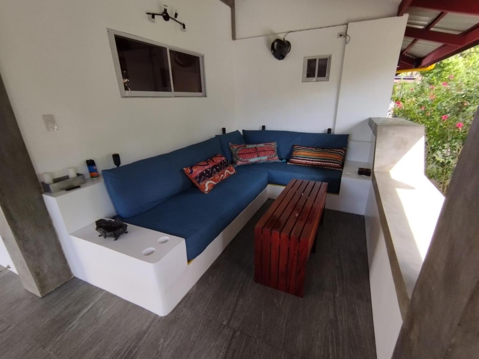 Somewhere Else Boutique Resort Mambajao Eksteriør billede